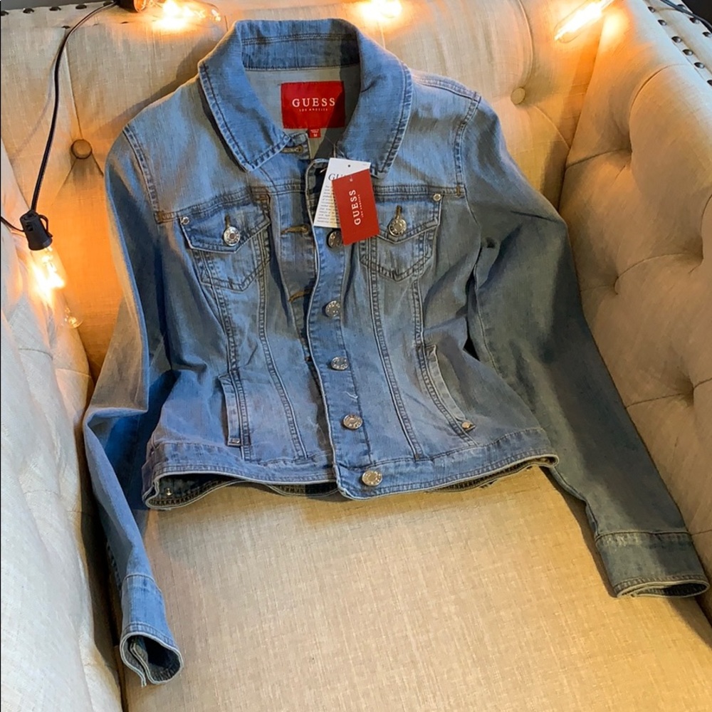 New Guess Jean jacket. Silver buttons size Medium